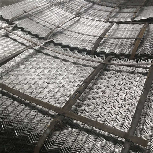 重型熱鍍鋅鋼板網(wǎng).jpg